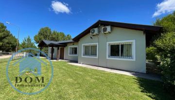 Casa Pinamar Barrio Náyades   ID:CV02